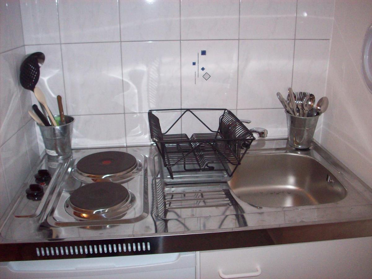 Apartments Mira Gornji Karin Bagian luar foto