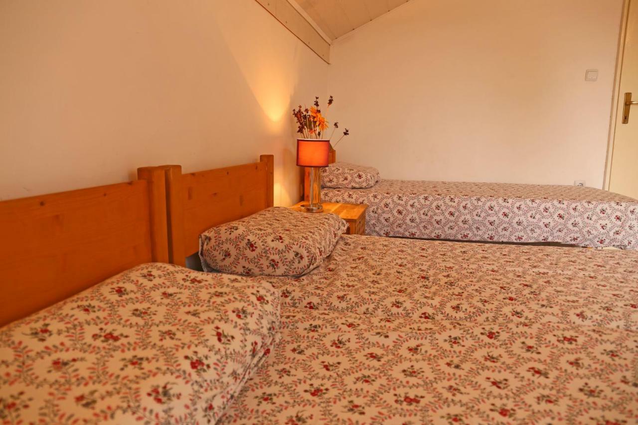 Apartments Mira Gornji Karin Bagian luar foto